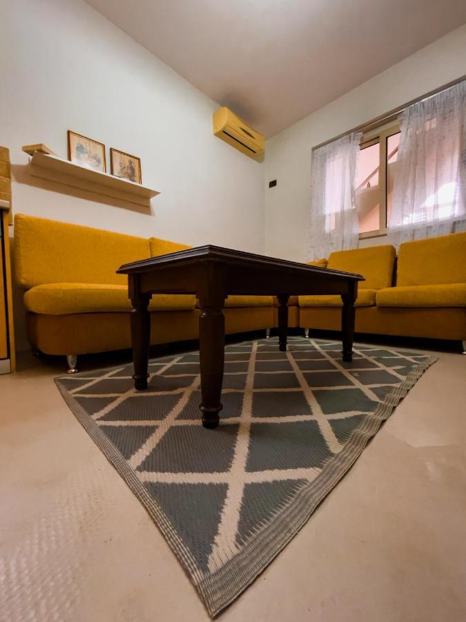 Vila Kodra Tirana Exteriör bild
