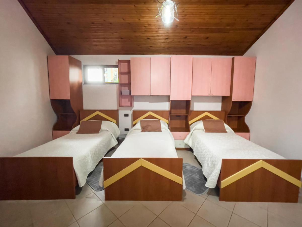 Vila Kodra Tirana Exteriör bild